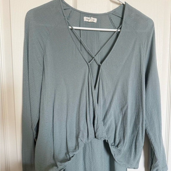 SILENCE + NOISE : long sleeve blouse - Size XS - Picture 2 of 5